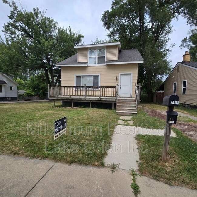 Building Photo - 77 E Fairmount Ave Unit #2