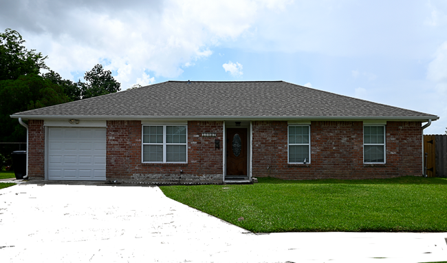 Building Photo - 12202 Wessex Dr Rental