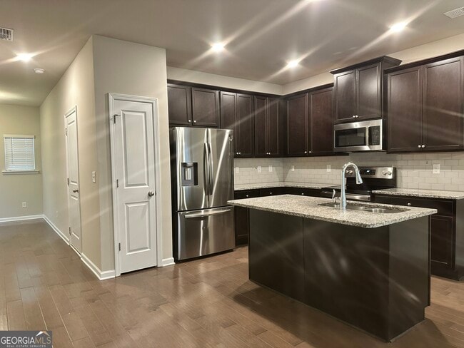 Photo - 7062 Mimosa Blf