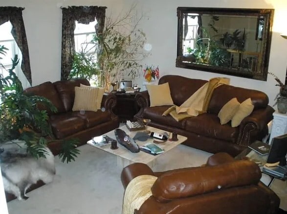 Photo - 652 Chestertown St