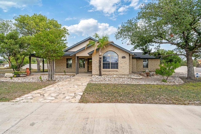 Building Photo - 97 Skyview W Rental