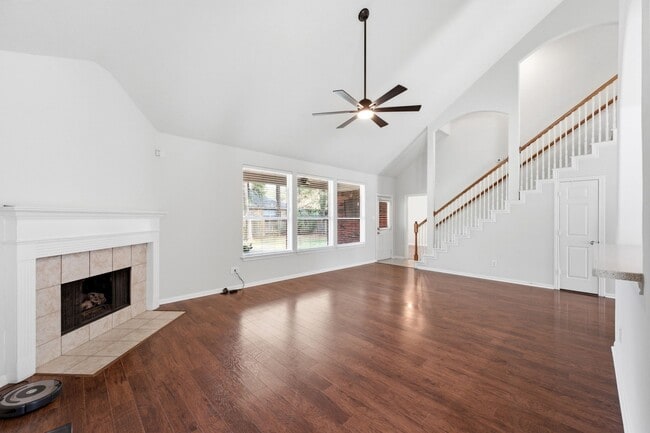 Photo - 26 Griffin Hill Ct