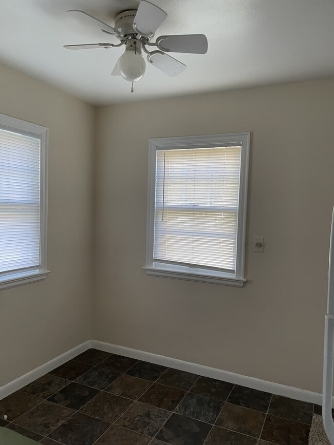 Dormitorio - 2522 Hancock St