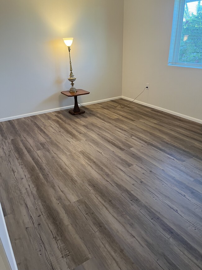 Photo - 10936 W Roundelay Cir