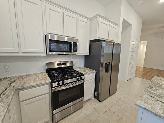 Photo - Available now ready for immediate move in  Heartland, TX