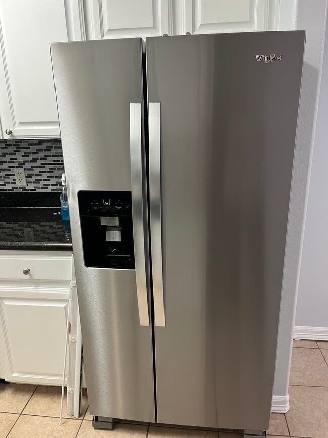 Photo - 708 Jasper St