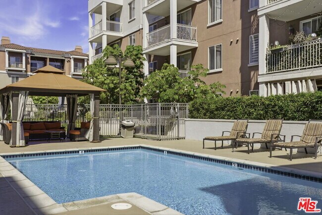 3740 Santa Rosalia Dr Unit 223