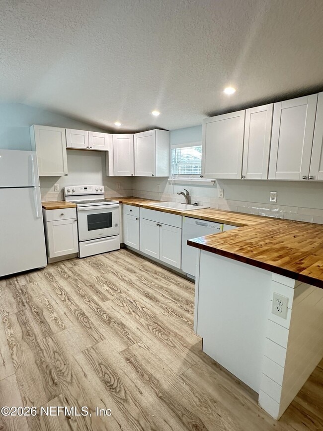 Photo - 1635 Natalie Rd