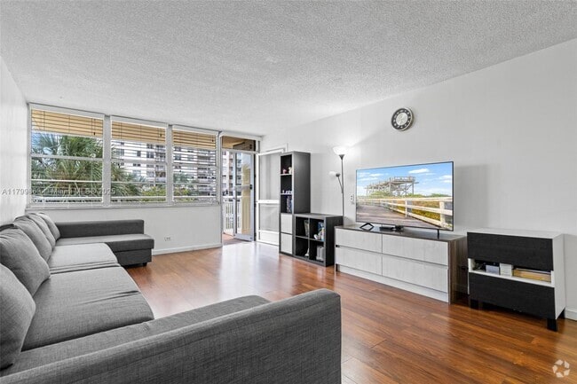 Building Photo - 251 174th St Unit 212 Rental
