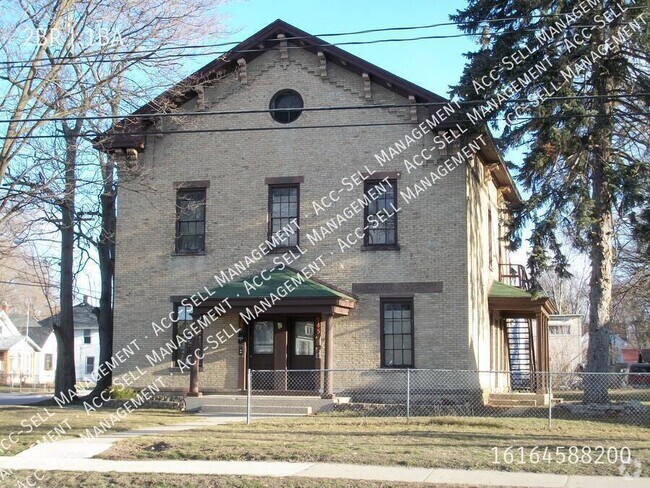 Building Photo - 247 Burton St SW Unit 2 Rental