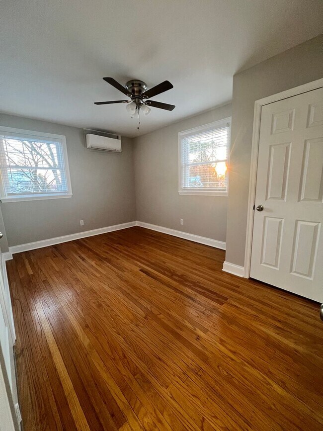Photo - Paoli Court Apartments