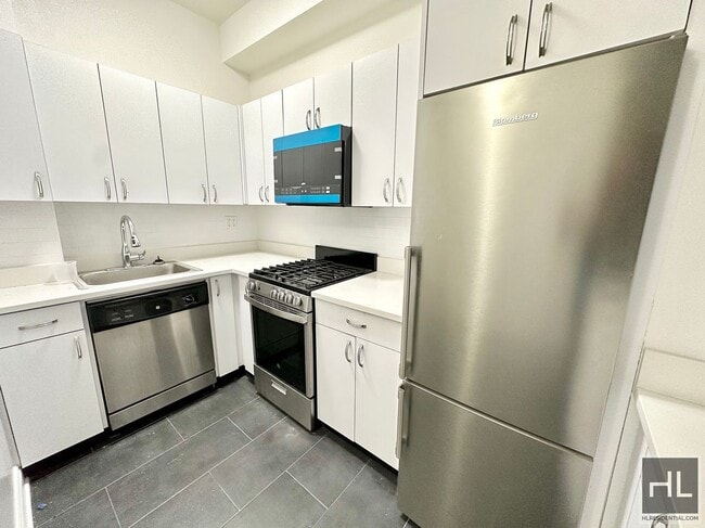 Photo - WEST 22 STREET Unit 4T