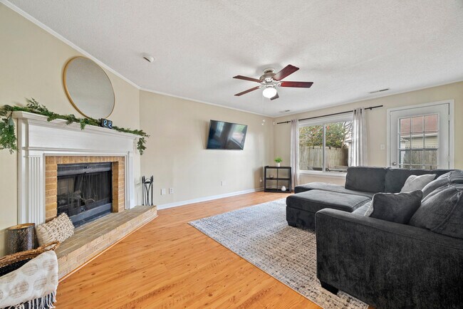 Photo - 1112 Turtle Rock Trce