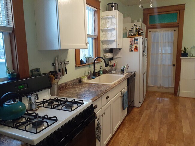 Photo - 341 E Bryan Ave