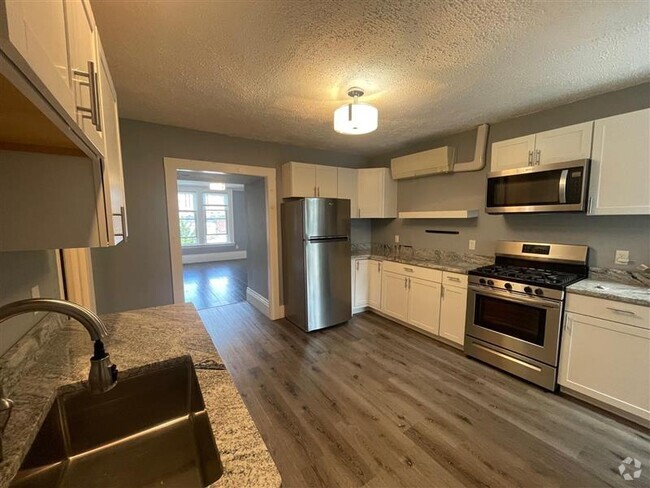 Building Photo - 320 Somerville Ave Unit #34 Rental