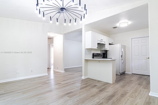 Photo - 116 NW 6th Ave