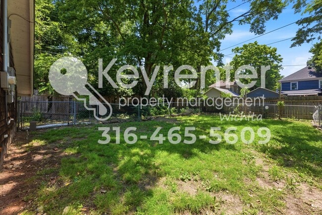 Photo - Cute 1 bedroom guesthouse in a great neighborhood, close to Wesley Hospital and local restaurants!