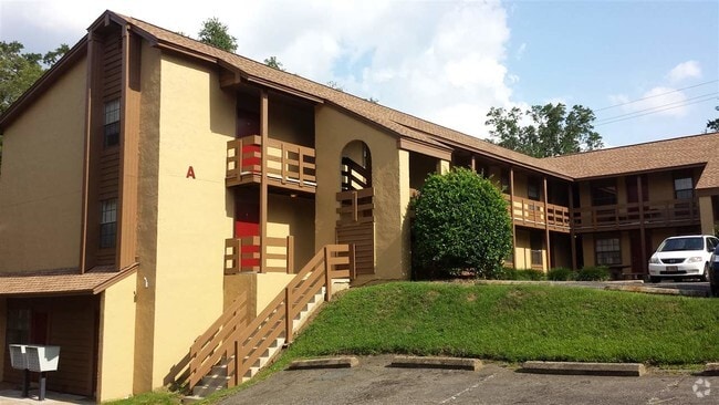Building Photo - 700 N Calhoun St Unit B-14 Rental