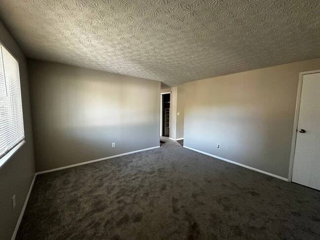 Photo - 3411 Clarkston Ave