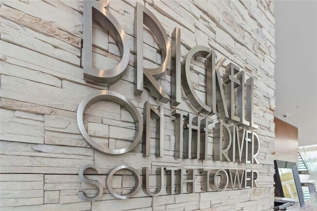 Photo - 41 SE 5th St Unit 802