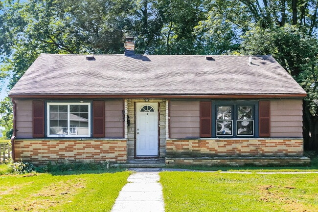 Building Photo - 903 Jackson St Rental