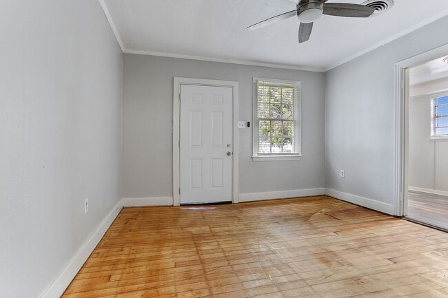 Photo - Cozy 3-Bedroom Home in Algiers – Comfort &...