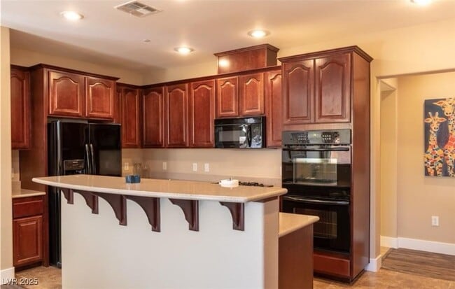 Photo - 7215 Moonraker Ave