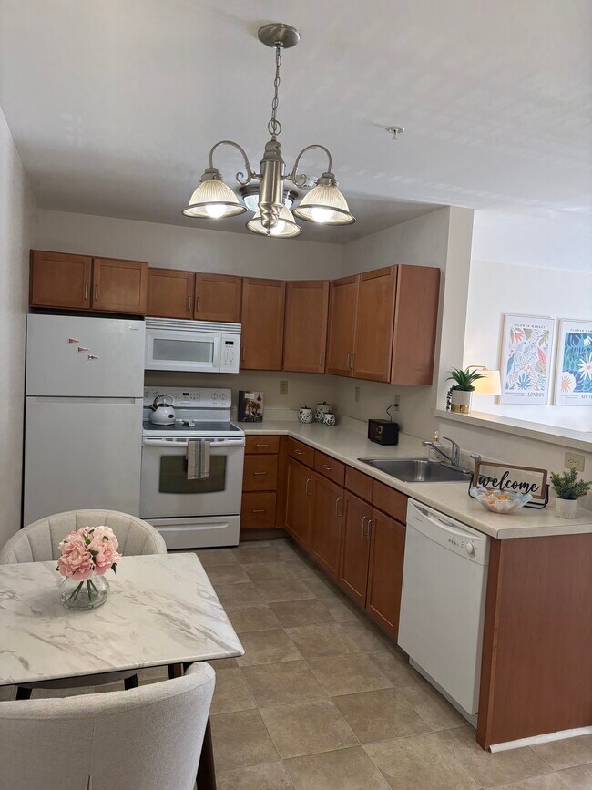 Kitchen - Crestmount Senior Apartments