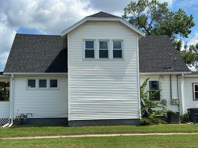 Photo - 2937 Ave A Unidad 2937 1/2