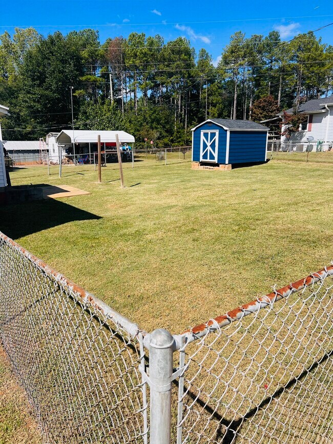 Photo - 156 County Rd