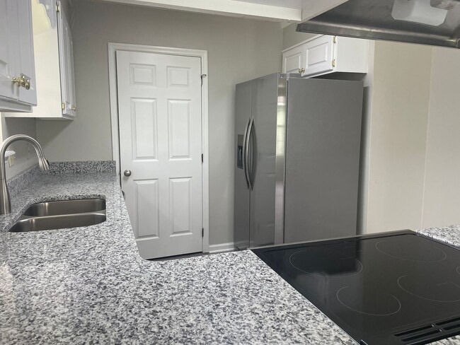 Photo - Beautiful 3 Bedroom 2 Bath Home