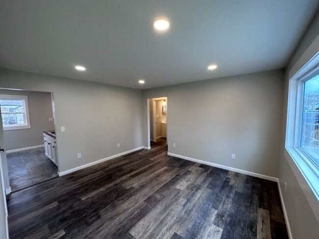 Building Photo - Fully Renovated 3BR Bungalow – Modern, Bright, Move-In Ready!