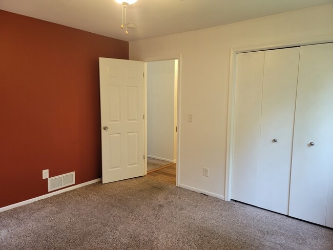 Photo - 6909 Nicollet Ave S Unit MIL apt