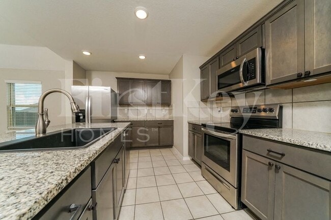 Photo - 407 Milo Way