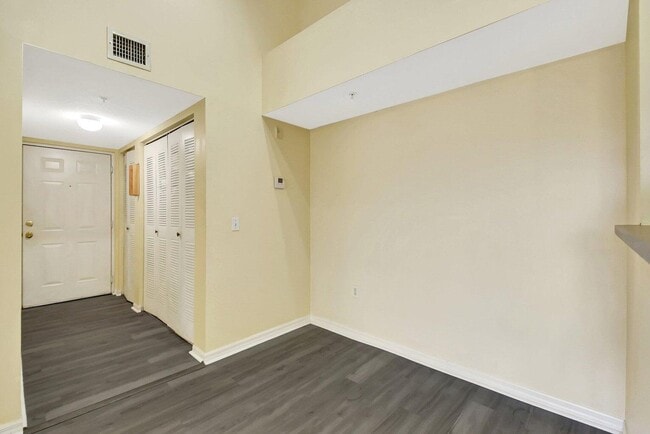 Photo - 4101 San Marino Blvd Unit 303