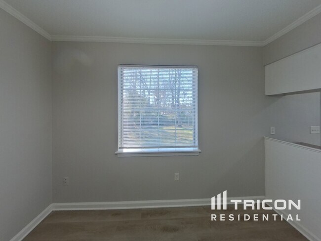 Photo - 9 Newworth Ct