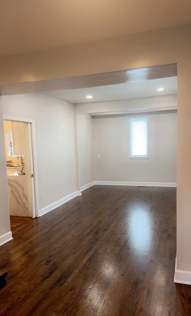 Photo - 706 Mayfair Dr