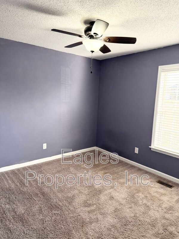 Photo - 306 Marlin Ln