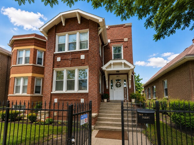 Building Photo - 7817 S Aberdeen St Unit 1