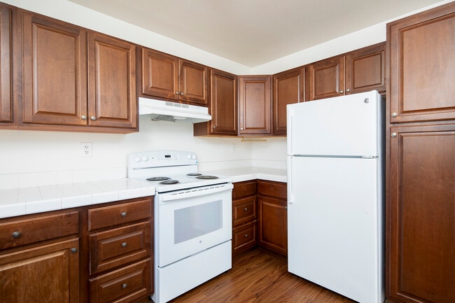 Photo - 2112-2114 Thomas Avenue - 2114 Unit 1- Unit 1