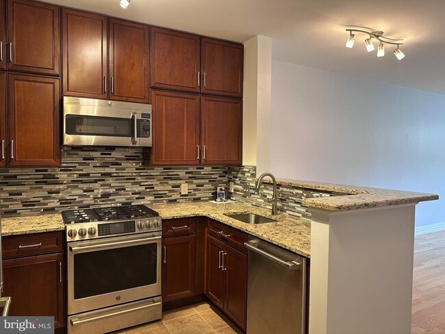 Photo - 1625 International Dr Unidad 114