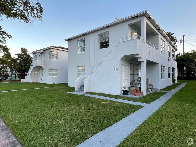 Building Photo - 1784 Normandy Dr Unit 4 Rental