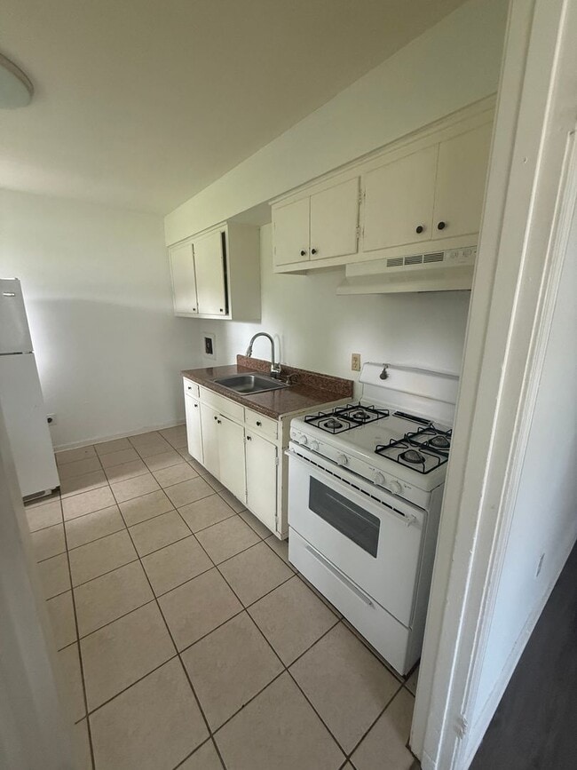 Photo - 1 Bedroom 1 Bath Unit 7983 Martha St