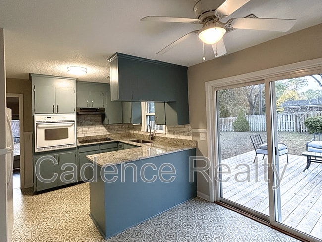 Photo - 408 Lynette Dr