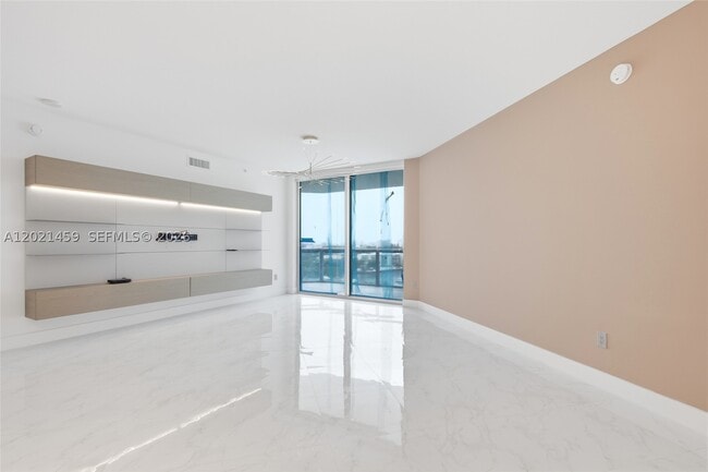 Photo - 17301 Biscayne Blvd Unit 1008