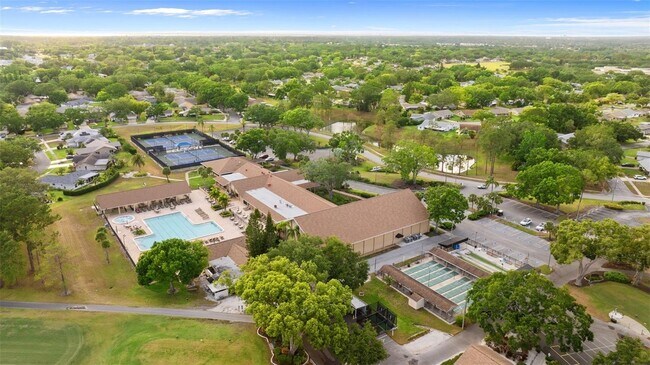 Photo - 1218 Gillespie Dr N