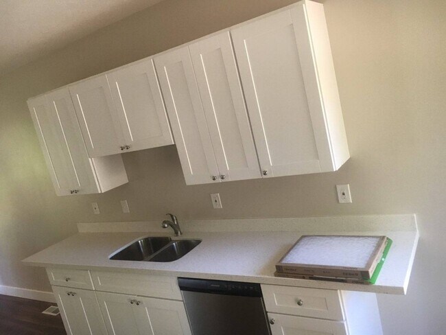 Photo - 719 S 500 E Unit B