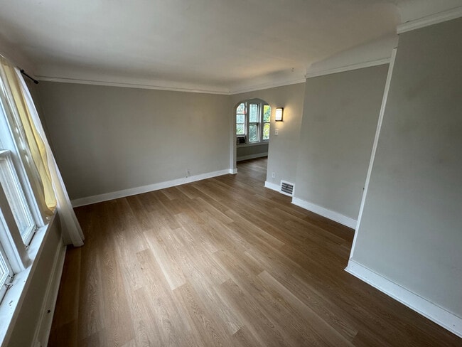 Family Room - 260 Spencer St Unit B