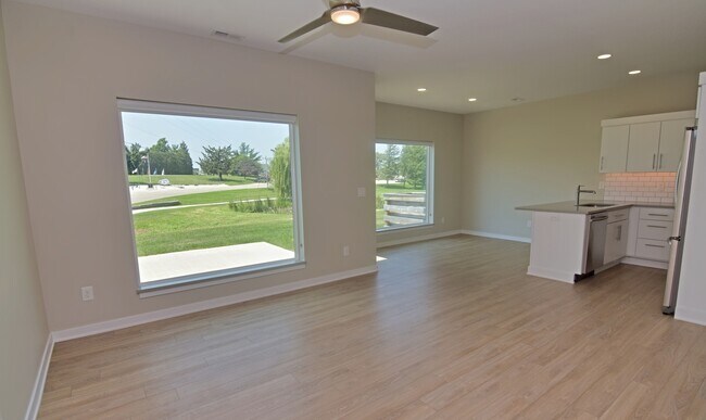 Photo - 1 Crosby Park Dr