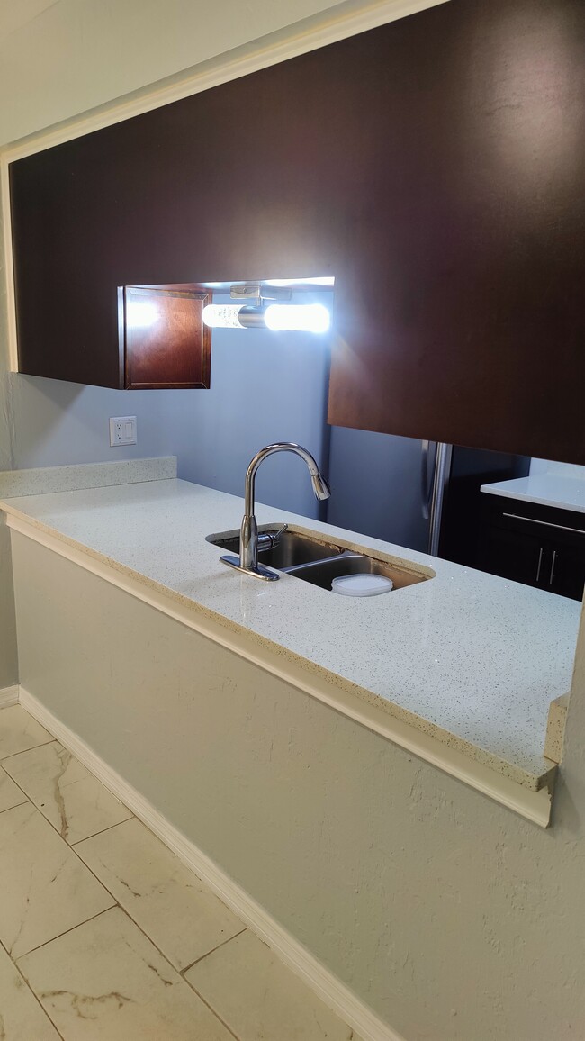 Photo - 4212 NE 17th Ter